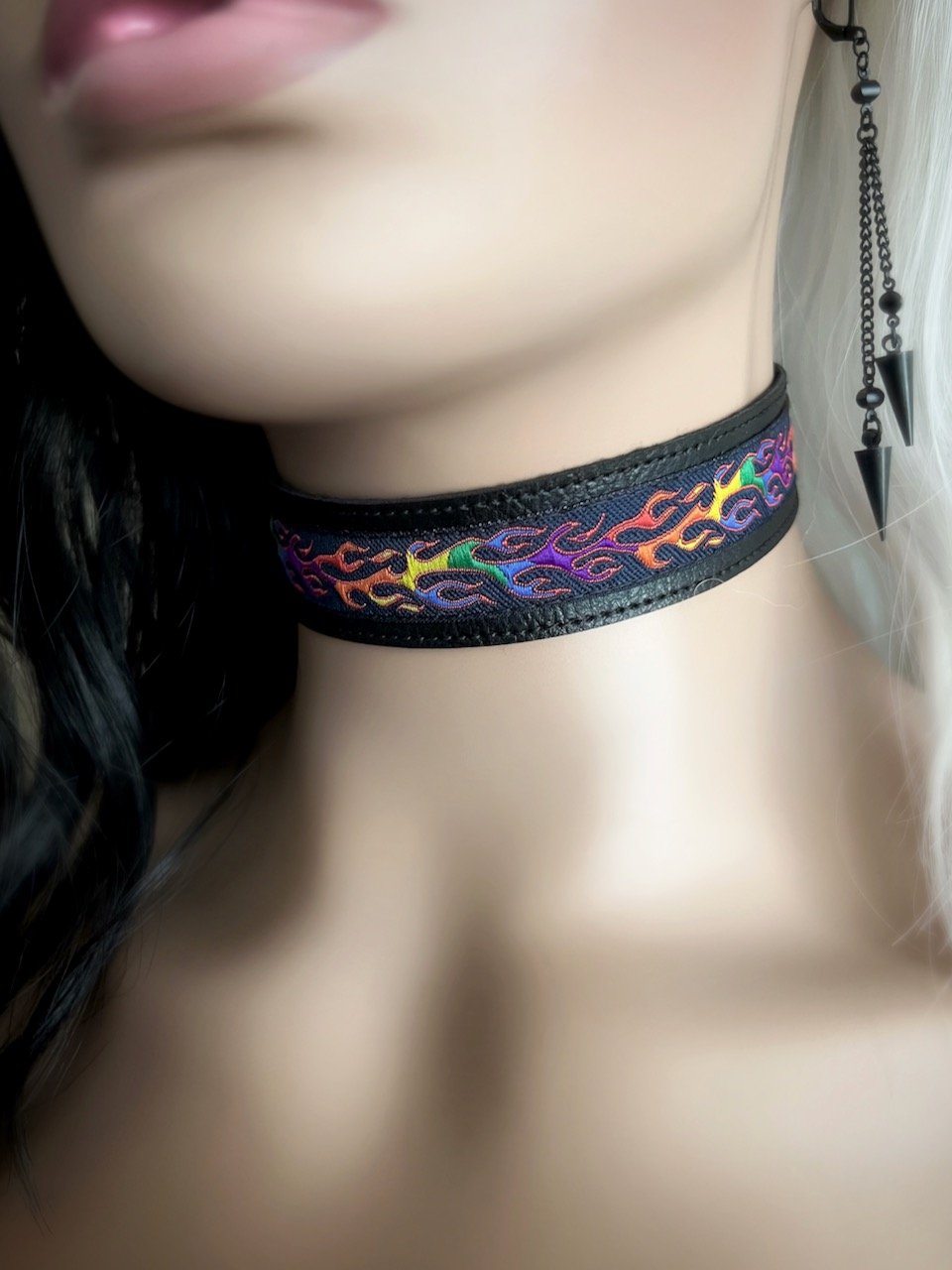 Rainbow choker sales